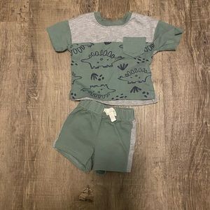 Carter’s Newborn Set